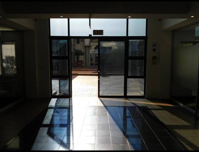 255M² OFFICE TO LET IN HYDE PARK